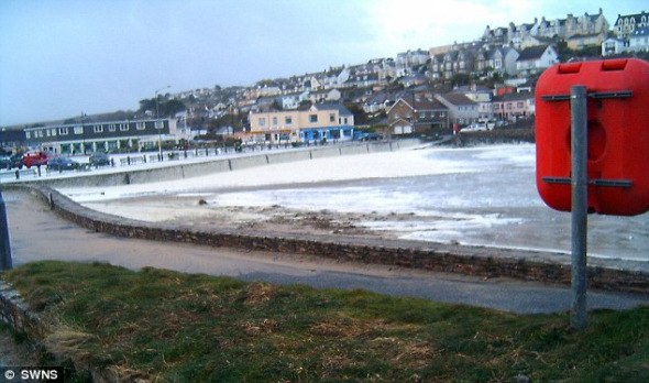 ��缤���˷�ĭ�γ���ĭ����ĭ��̺��һ�������ź�̲�ͱ����ضΡ�