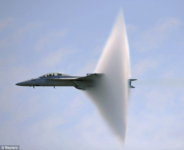 ��ͼ������һ��&ldquo;������Ʒ�&rdquo;ս������ŦԼ����չ�ϣ�����ʱͻ�����ϵľ���˲�䡣